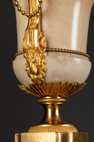 XVIIIe siècle - Paire de candélabres Epoque Louis XVI