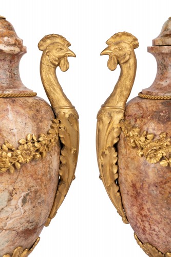 Paire de grands vases d'époque Louis XVI - Objet de décoration Style Louis XVI