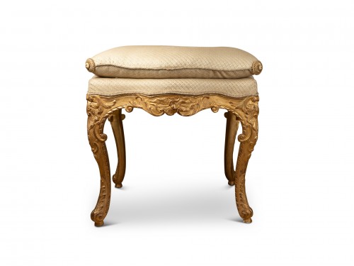 Seating  - Régence period stool in gilded wood