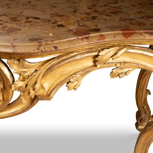 Large Louis XV period console in carved and gilded oak - 