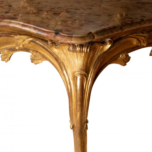 Large console d'époque Louis XV en chêne sculpté et doré - Louis XV
