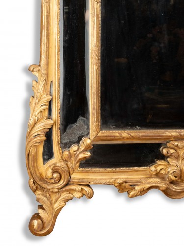 Miroir d'époque Régence en bois doré sculpté - Miroirs, Trumeaux Style Régence