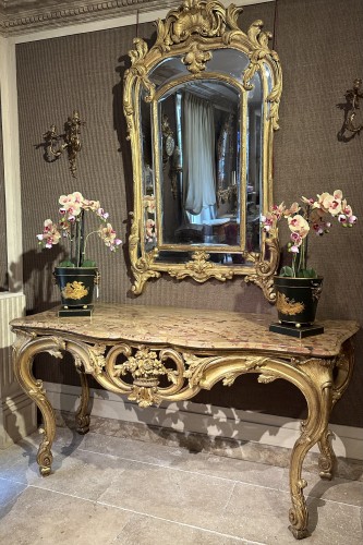 Régence - Miroir d'époque Régence en bois doré sculpté