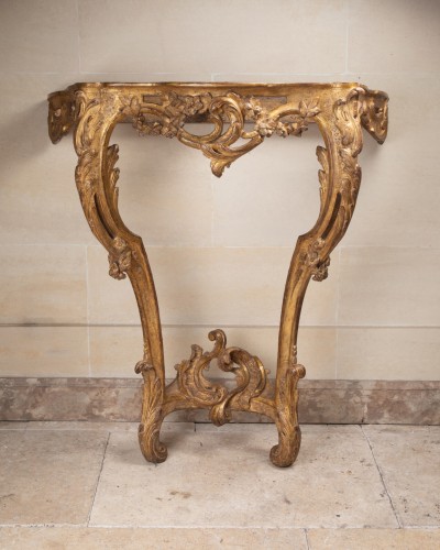 XVIIIe siècle - Paire de consoles d'époque Louis XV en bois doré