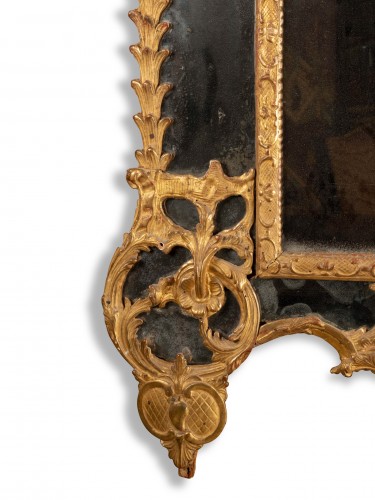 A gilded Mirror Early Louis XV period - Louis XV