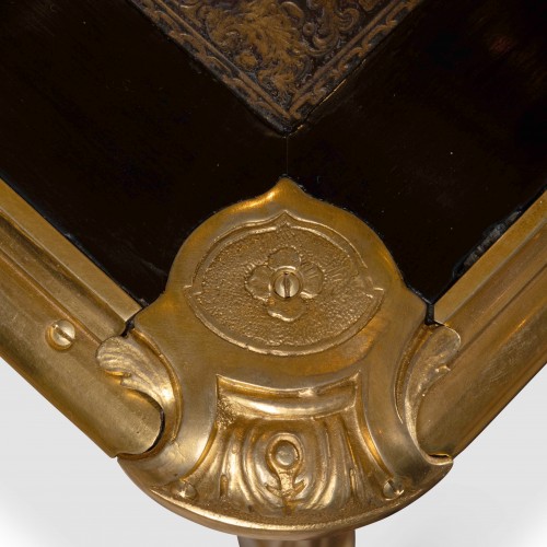 18th century - A blackened pearwood Desk Parisian Regency Period