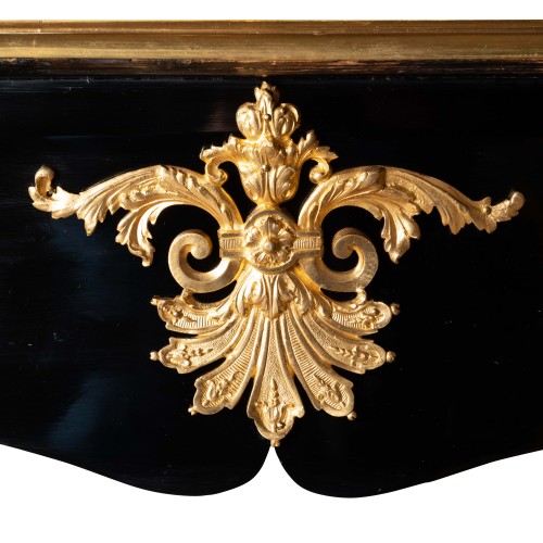 Antiquités - A blackened pearwood Desk Parisian Regency Period