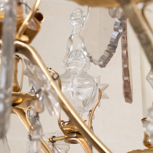 18th century - A gilt bronze and crystal Chandelier Louis XV period 