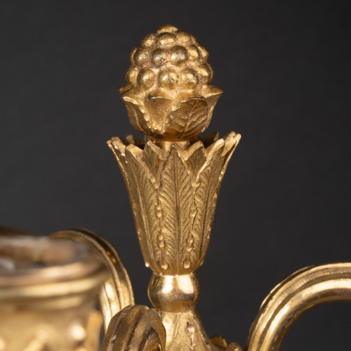 Antiquités - Paire de bougeoirs formant candélabres époque Louis XVI