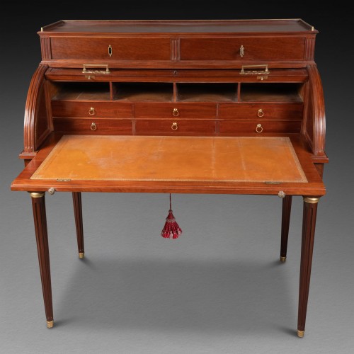 Antiquités -  Cylinder desk mahogany  Louis XVI period stamped Jean François Leleu