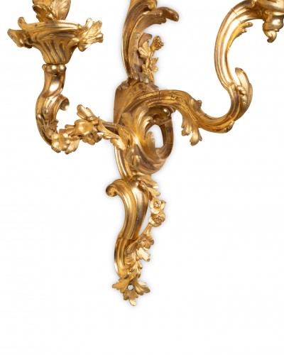 A pair of Louis XV Ormolu twin-branch Wall lights - Louis XV