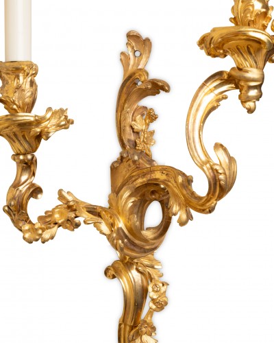 Antiquités - A pair of Louis XV Ormolu twin-branch Wall lights
