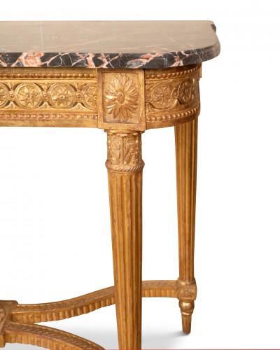XVIIIe siècle - Paire de consoles Epoque Louis XVI bois doré