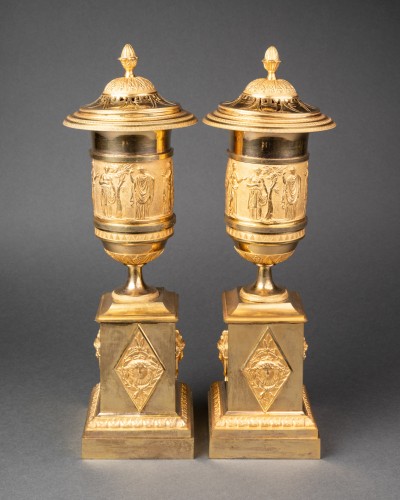 A pair of gilted perfume burners Empire Period - Lighting Style Empire