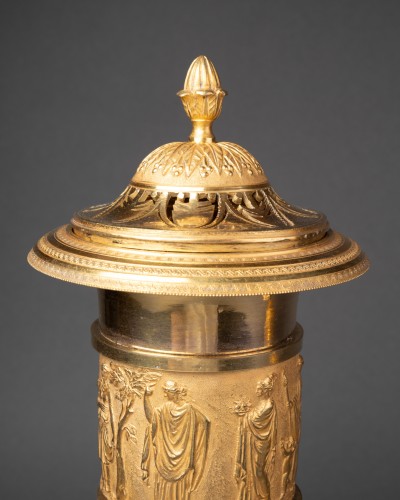 Antiquités - A pair of gilted perfume burners Empire Period