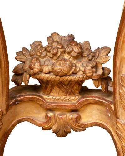 Furniture  - A Louis XV  Pair of gilted oak Brackets  