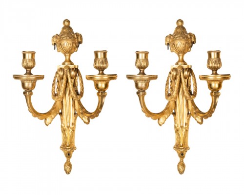 Paire d'appliques époque Louis XVI bronze doré