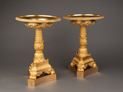 Decorative Objects  - A pair of gilt bronze Table Bowls 