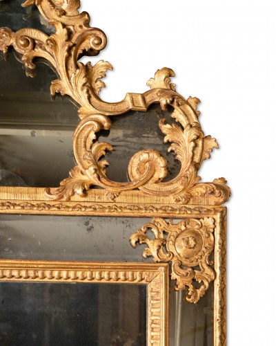 Miroir en bois sculpté et doré époque Louis XV - Isabelle Chalvignac