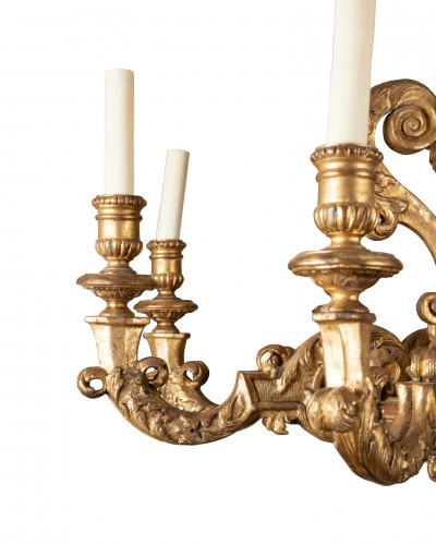Lustre en bois doré époque Louis XIV - Isabelle Chalvignac