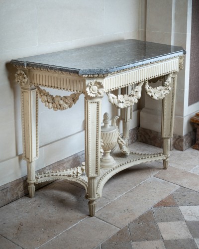 Antiquités - Paire de consoles Epoque Louis XVI bois peint