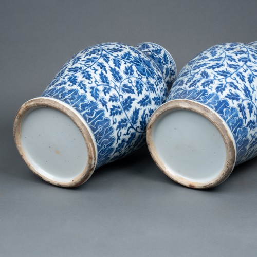 A pair of Chinese Vases late 18th century  - Louis XVI