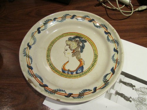 Antiquités - Pair of Roanne Earthenware  Plate