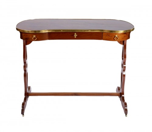 Table dite "rognon " en acajou, époque Louis XVI