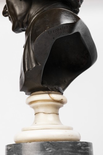 XVIIIe siècle - Bustes en bronze signés Pierre-Philippe THOMIRE