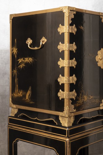 Louis XIV - Cabinet de voyage Japon, époque Edo XVIIe siècle