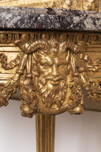 XVIIIe siècle - Console en bois doré d'époque Louis XVI attribuée à Georges Jacob