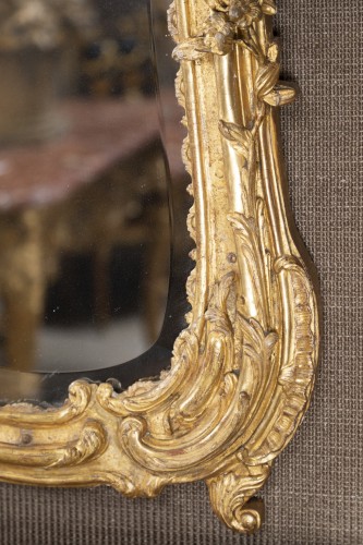 A Louis XV  Gilt wood Mirror  - Louis XV