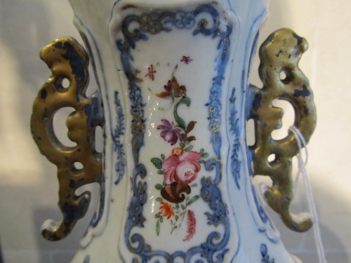 A pair porcelain China vases Eighteenth Century  - 