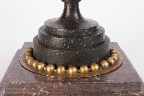Objet de décoration Cassolettes, coupe et vase - Vase ornemental du XVIIIe siècle