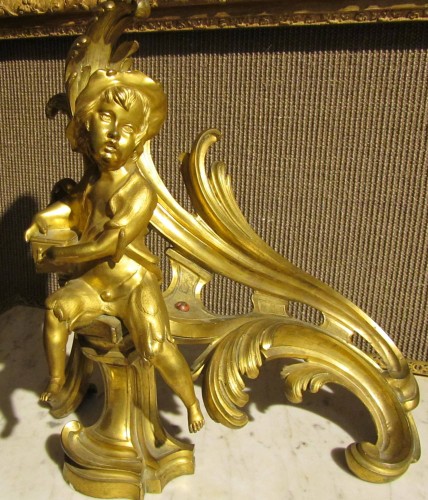 XVIIIe siècle - Paire de grands chenets époque Louis XV