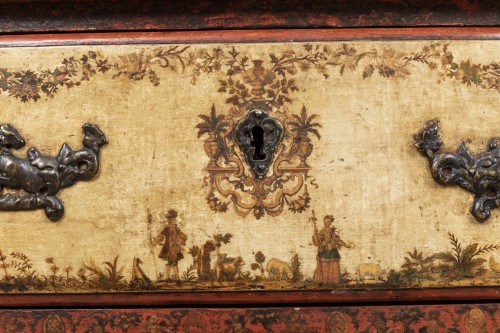 Antiquités - A polychrome-decorated Lacca Povera Commode 18TH century