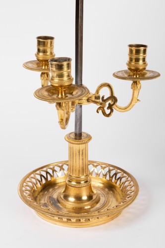 A Louis XVI Ormolu three lights Bouillotte Lamp - 