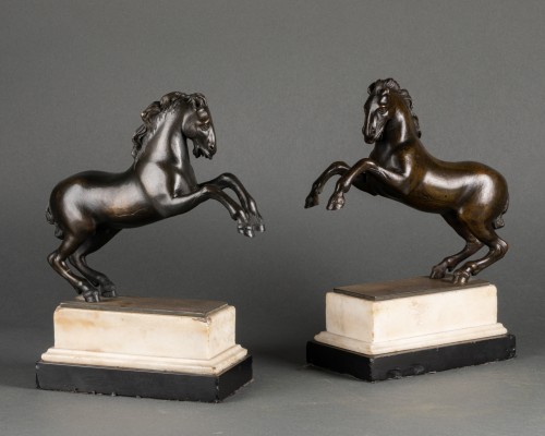 Louis XIV - Bronzes Chevaux cabrés Italie fin XVIIe siècle