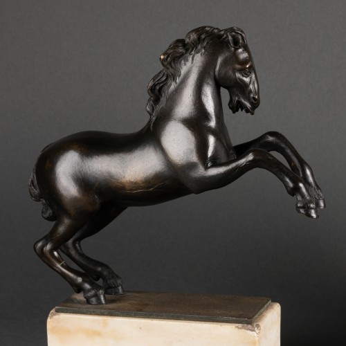 Antiquités - Pair of bronze Horses  17th Century 