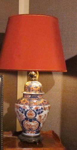 Louis-Philippe - Grandes Potiches en porcelaine de Chine façon Imari montées en lampes