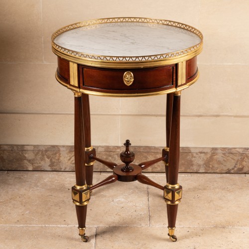 A late Louis XVI ormolu-mounted Mahogany Gueridon  - Furniture Style Louis XVI