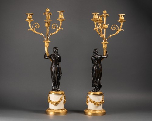 A Louis XVI pair gilted and patined Candelabras &quot; aux Vestales &quot; - Lighting Style Louis XVI