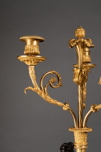 Antiquités - A Louis XVI pair gilted and patined Candelabras &quot; aux Vestales &quot;