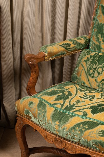 18th century - Pair of Regency beechwood Arm Chairs