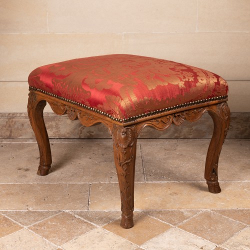Seating  - A Louis XV beechwood Stol