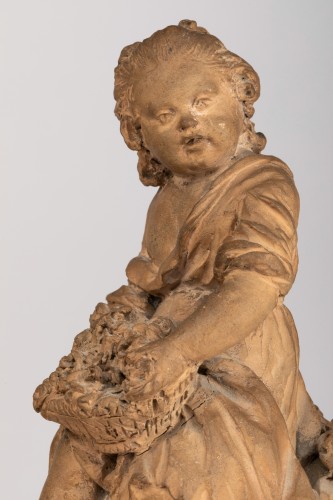 Antiquités - Deux statues formant pendant en terre cuite époque Louis XVI