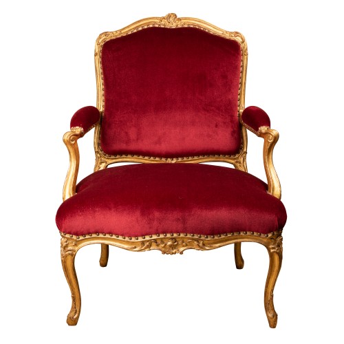 Large paire de Fauteuils en bois doré estampillés de Claude I Séné Epoque Louis XV - Sièges Style Louis XV