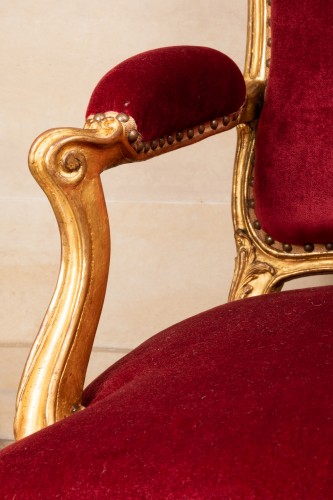 Antiquités - Large paire de Fauteuils en bois doré estampillés de Claude I Séné Epoque Louis XV