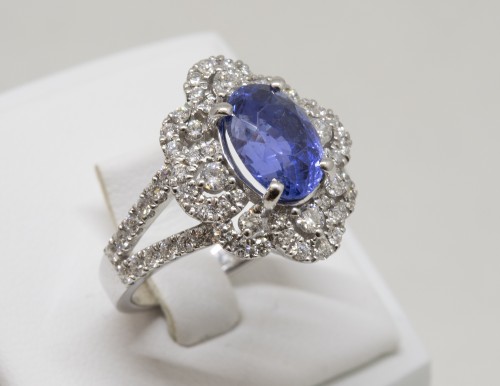 Antique Jewellery  - Sapphire and Diamonds Ring in 18k Gold