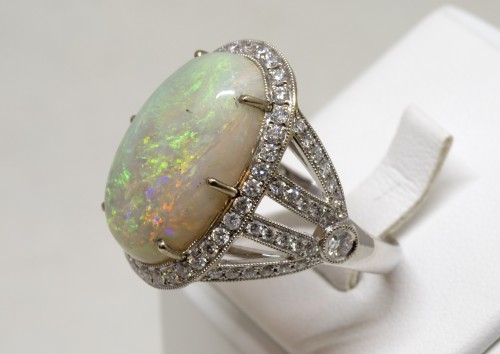 Opal ring - Antique Jewellery Style 